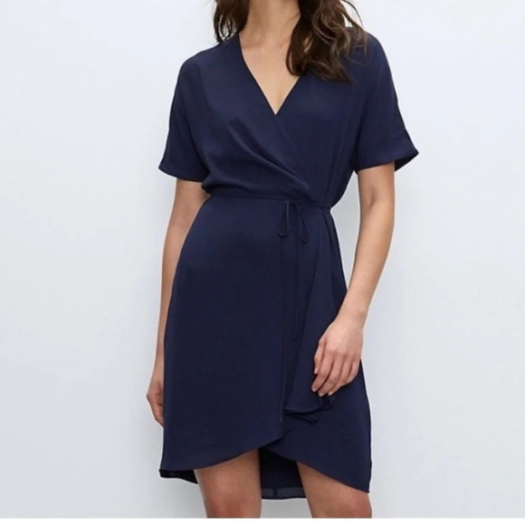 Aritzia NWT Babaton Wallace Wrap Dress Size XXS Black - Picture 1 of 16